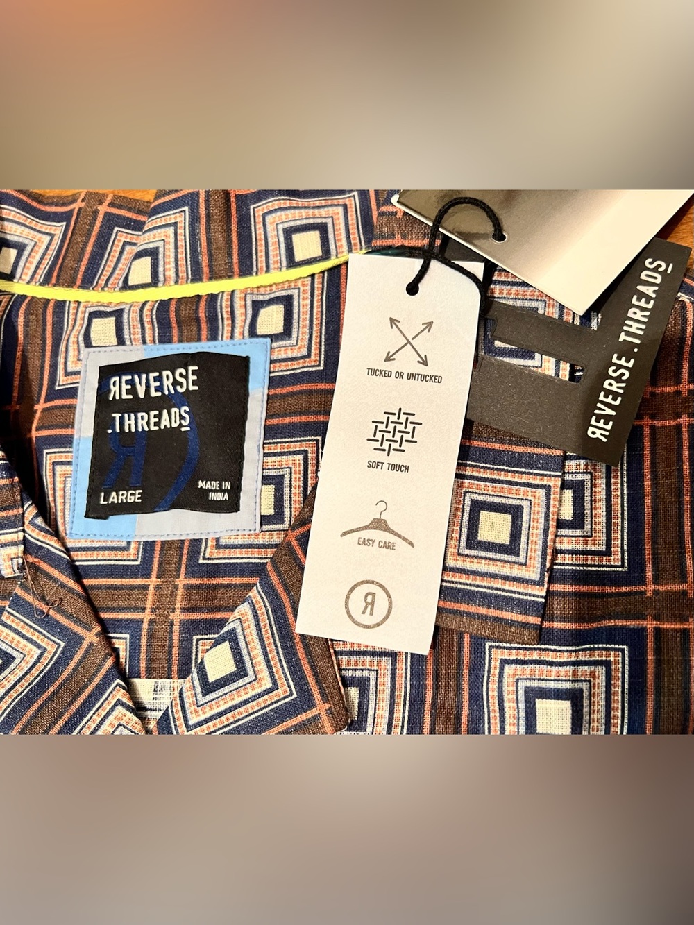 NWT Reverse Threads Geometric Short-Sleeve Button-Up Shirt - Picture 3 of 7